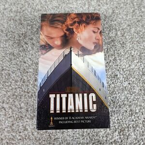 Titanic VHS 1998 Double Tape Set James Cameron Leonardo DiCaprio Kate Winslet